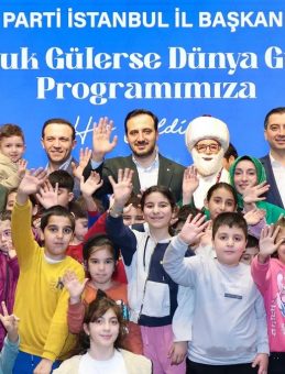 AK Parti'den yetim &ccedil;ocuklara bayram s&uuml;rprizi! 100 bin &ccedil;ocuğa bayramlık