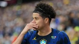 Alkışlar Sara&rsquo;ya