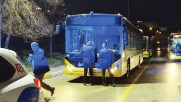 Alkoll&uuml; Şof&ouml;r&uuml; Yolcular Yakaladı