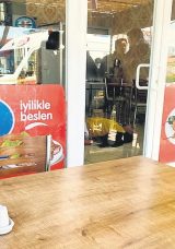Annem r&uuml;yamda &lsquo;vur&rsquo; dedi