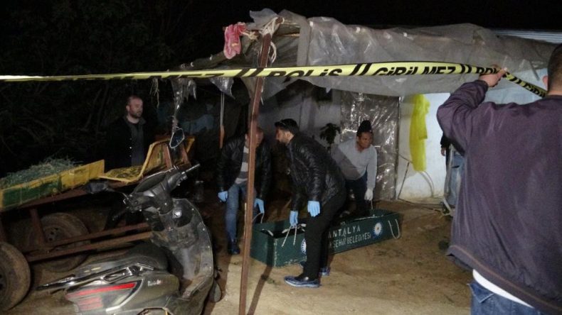 Antalya'da yabancı uyruklu kadının ş&uuml;pheli &ouml;l&uuml;m&uuml;… Evinde g&ouml;ğs&uuml;nden vurulmuş halde &ouml;l&uuml; bulundu