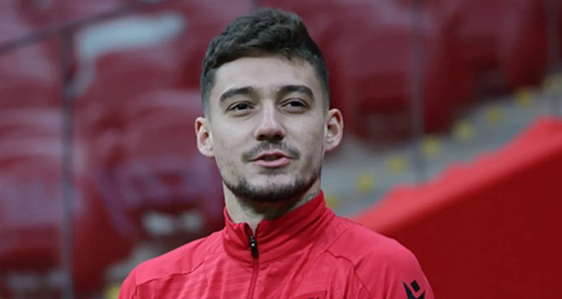 Arnavutluk’ta Ernest Muçi’den kötü haber!