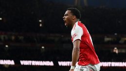 Arsenal, Chelsea engelini 2 golle ge&ccedil;ti!