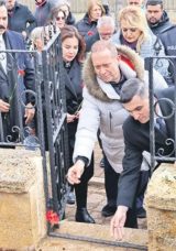 Aşık Veysel mezarı başında anıldı