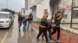Atlara İşkence Yapan Ş&uuml;phelilere Hayvan Barınağında &Ccedil;alışma Cezası