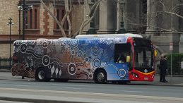 Avustralya&rsquo;da yakıt krizi &ouml;nlemi: İki eyalette toplu taşıma &uuml;cretsiz oldu