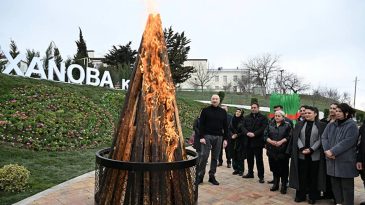 Azerbaycan Cumhurbaşkanı Aliyev, Hocavent'te Nevruz ateşini yaktı