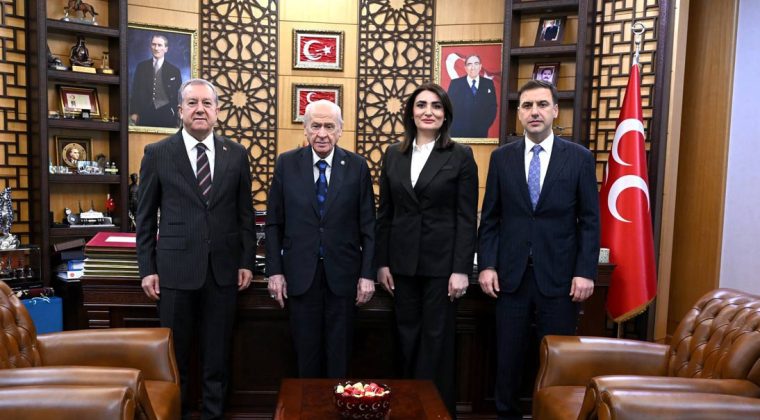 Bah&ccedil;eli, Bayramlaşma Heyetini Kabul Etti