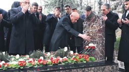 Bah&ccedil;eli&rsquo;den Yeni ve G&uuml;&ccedil;l&uuml; T&uuml;rkiye İ&ccedil;in Birlik &Ccedil;ağrısı