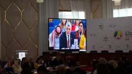 Bakan Bolat'tan DT&Ouml; zirvesinde diplomasi trafiği
