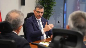 Bakan &Ccedil;ift&ccedil;i Şırnak&rsquo;ta ziyaretlerde bulundu!