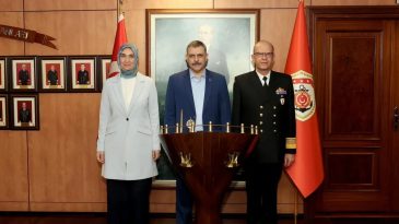Bakan &Ccedil;ift&ccedil;i&rsquo;den Sahil G&uuml;venlik Komutanlığı&rsquo;na ziyaret