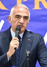 Bakan Ersoy'dan '&Ccedil;anakkale Zaferi' mesajı: D&uuml;nyaya buradan bir kez daha ilan ediyoruz!