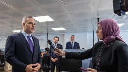 Bakan Fidan, Ankara'da Konsolosluk &Ccedil;ağrı Merkezi'ni Ziyaret Etti