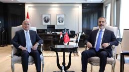Bakan Fidan Iraklı Mevkidaşı ile G&ouml;r&uuml;şt&uuml;