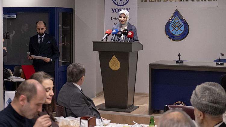 Bakan G&ouml;ktaş: G&uuml;&ccedil;l&uuml; bir gelecek &ccedil;alışan, &uuml;reten ve değerlerinden kopmayan gen&ccedil;lerle m&uuml;mk&uuml;n