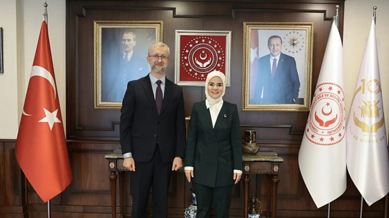 Bakan G&ouml;ktaş, Ukrayna'nın Ankara B&uuml;y&uuml;kel&ccedil;isi Celal ile G&ouml;r&uuml;şt&uuml;