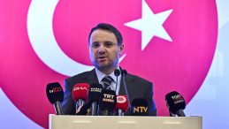 Bakan G&uuml;rlek: 2026'nın ilk &ccedil;eyreğinde 76 su&ccedil;lu T&uuml;rkiye&rsquo;ye iade edildi