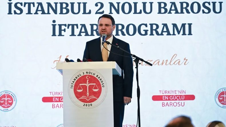 Bakan G&uuml;rlek m&uuml;jdeyi verdi: Belirli miktarı ge&ccedil;en işlemlerde tapuda avukat sorumluluğu getireceğiz