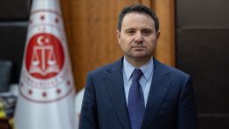 Bakan G&uuml;rlek: Reformları kararlılıkla hayata ge&ccedil;irmeye devam edeceğiz