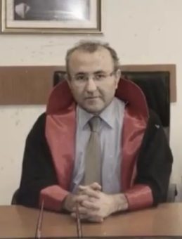 Bakan G&uuml;rlek'ten şehit savcı Kiraz i&ccedil;in anma mesajı