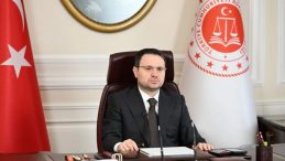 Bakan G&uuml;rlek&rsquo;ten D&uuml;nya Kadınlar G&uuml;n&uuml; Mesajı