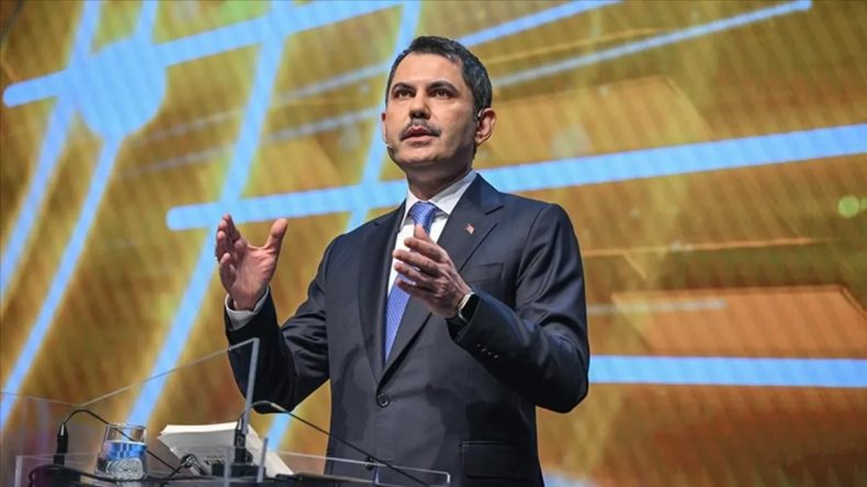 Bakan Kurum: "Daha adil bir d&uuml;nya sıfır atık ile m&uuml;mk&uuml;n"