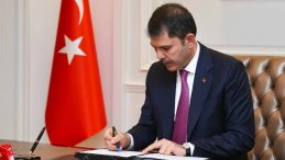 Bakan Kurum T&uuml;rkiye&rsquo;nin uydu kenti İndere&rsquo;nin esnaflarını paylaştı