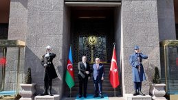 Bakan Yaşar G&uuml;ler, Azerbaycan Savunma Sanayi Bakanı Mustafayev ile g&ouml;r&uuml;şt&uuml;