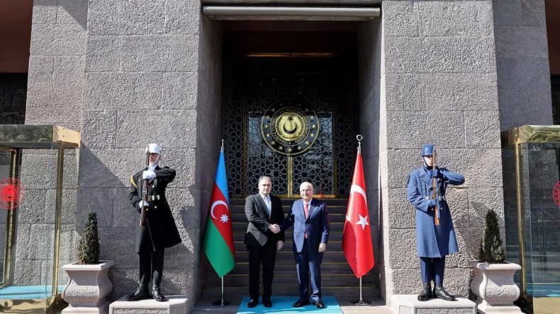 Bakan Yaşar G&uuml;ler, Azerbaycan Savunma Sanayi Bakanı Mustafayev ile g&ouml;r&uuml;şt&uuml;