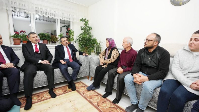 Bakanlardan aileye ziyaret… İki müdür görevden uzaklaştırıldı