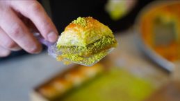 Baklava Devi 223 Milyon TL'ye Satışa &Ccedil;ıktı