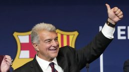 Barcelona'da Joan Laporta, Yeniden Başkan Se&ccedil;ildi