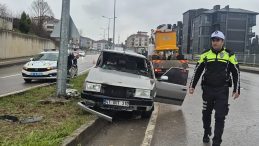 Bartın'da akılalmaz olay: Aynı yolda 4 saat i&ccedil;erisinde 3 ayrı kaza! 5 yaralı