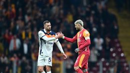 Başakşehir, Galatasaray'a karşı S&uuml;per Lig'de yine kazanamadı!