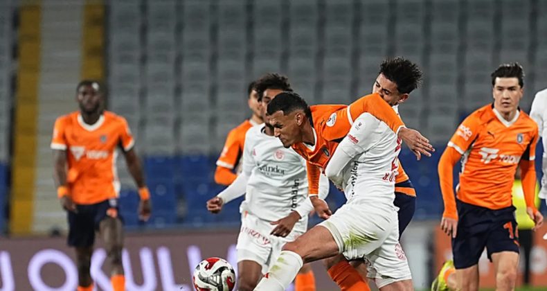 Başakşehir ile Antalyaspor Yenişemedi!