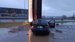 Bayram yolu kana bulandı: 1 &ouml;l&uuml;, 2 yaralı