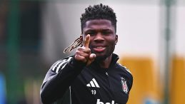 Beşiktaş'a El Bilal Toure M&uuml;jdesi