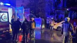 Beşiktaş'ta 4 Katlı Binada Yangın