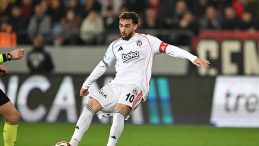 Beşiktaş'ta Orkun K&ouml;k&ccedil;&uuml;&rsquo;den serbest vuruş gol&uuml; s&ouml;zleri!