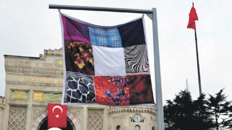 Beyazıt&rsquo;ta Anlamlı Bir Eser A&ccedil;ıldı