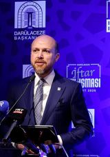 Bilal Erdoğan Dar&uuml;laceze iftarında konuştu: T&uuml;rkiye b&ouml;lgedeki gelişmelerde barış i&ccedil;in &ccedil;aba g&ouml;steriyor!