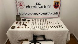 Bilecik'te tarihi eser ka&ccedil;ak&ccedil;ılığı operasyonu: 349 par&ccedil;a tarihi eser bulundu