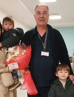 Boğazına şeker kaçan 3 yaşındaki çocuk, Heimlich manevrası ile kurtarıldı