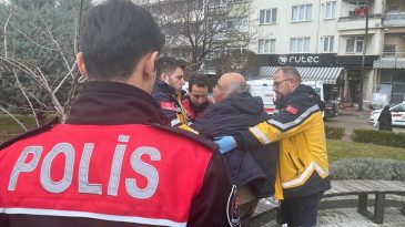 Bolu'da Parkta Tartıştığı Kişiyi Darbederek Ağır Yaraladı, Tacizle Su&ccedil;ladı