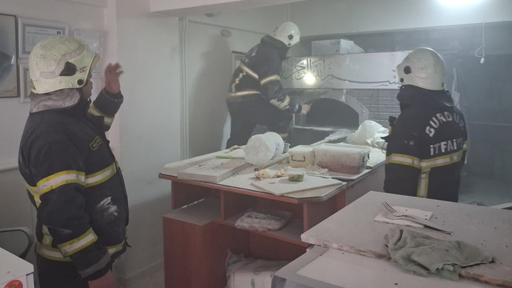 Burdur'da Pide Salonunda Doğal Gaz Patlaması