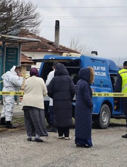 Bursa&rsquo;da aile vahşeti: Yeğenini &ouml;ld&uuml;rd&uuml;, kardeşi ve damadını ağır yaraladı!