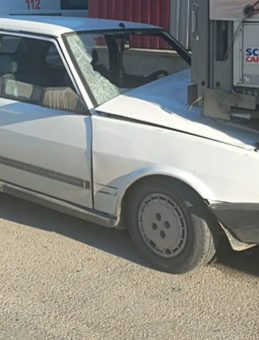 Bursa&rsquo;da Otomobil Park Halindeki Tırın Altına Girdi: 1 Kişi Yaralandı