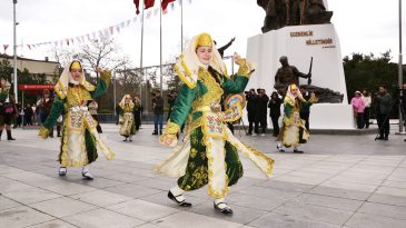 &Ccedil;ifte bayram coşkusu
