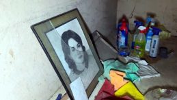 &Ccedil;&ouml;p Evde Yangın Paniği: G&ouml;rme Engelli Vatandaş Evden &Ccedil;ıkmak İstemedi